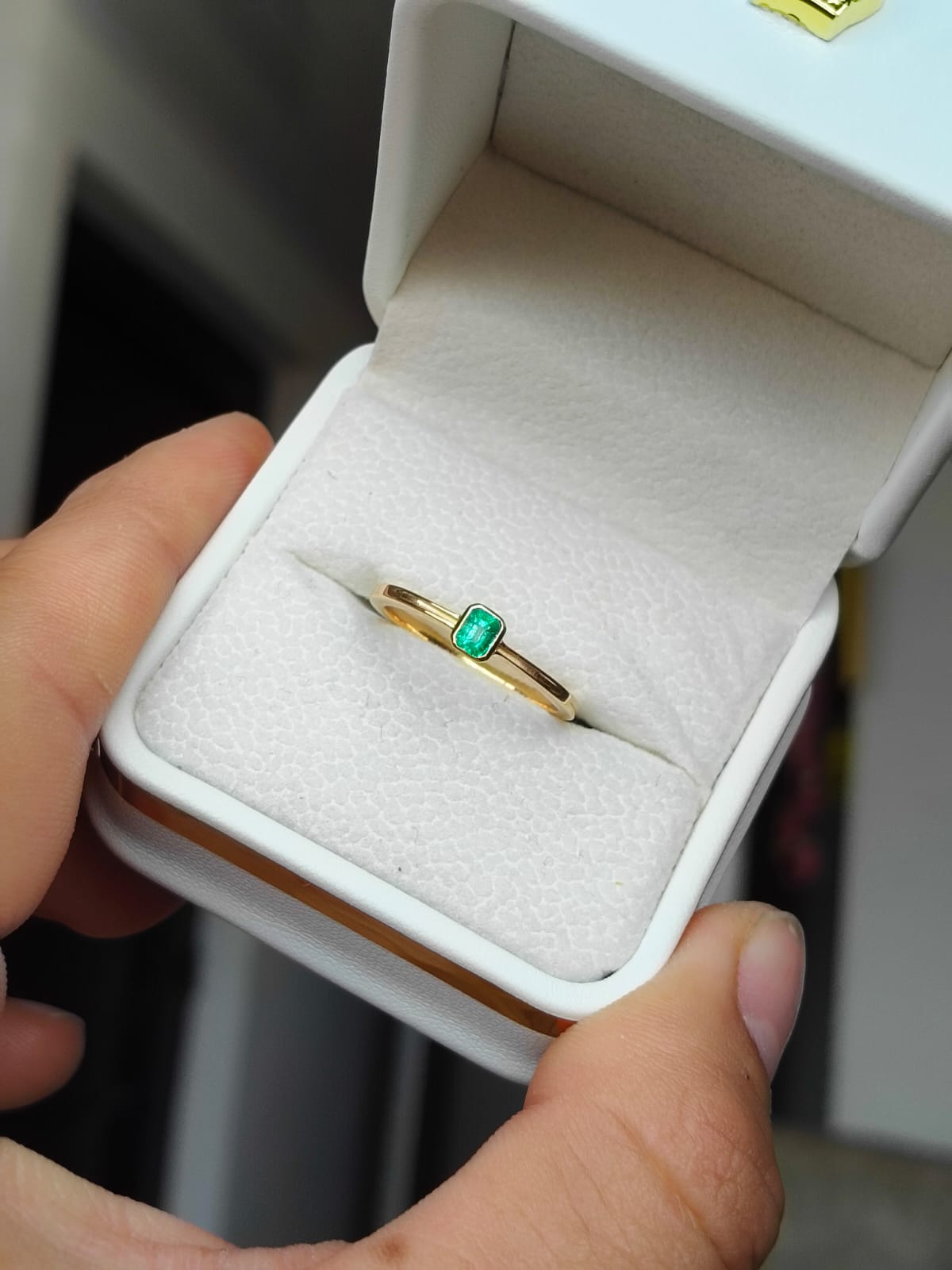 🌿Anillo Trigal Esmeralda – Esmeralda Colombiana Oro 18k