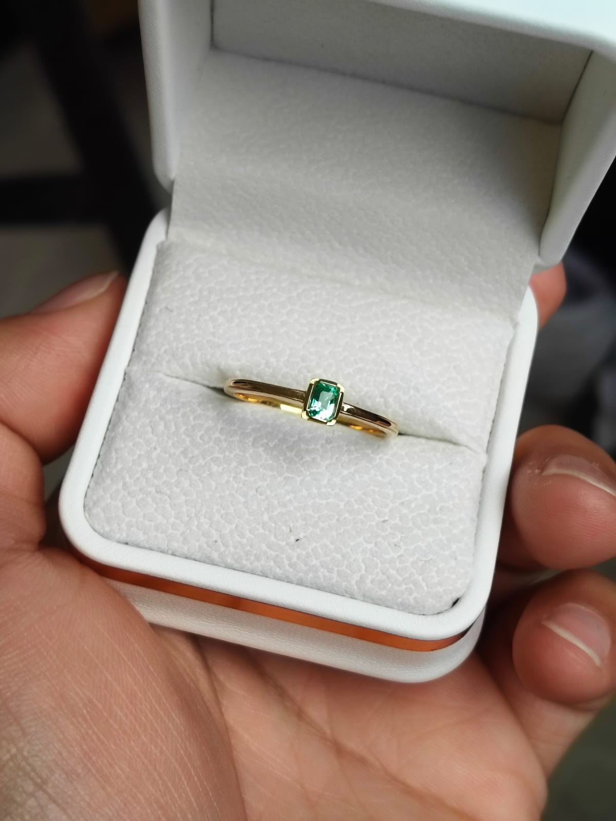 🌿Anillo Dama de Esmeralda – Esmeralda Colombiana Oro 18k