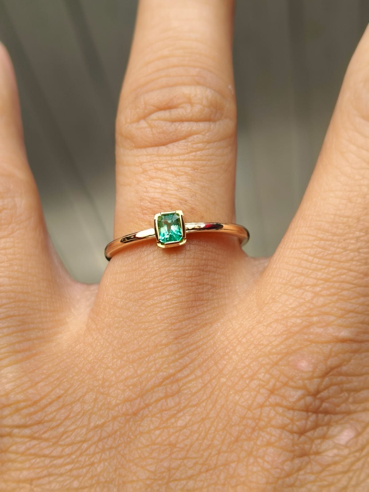 🌿Anillo Dama de Esmeralda – Esmeralda Colombiana Oro 18k