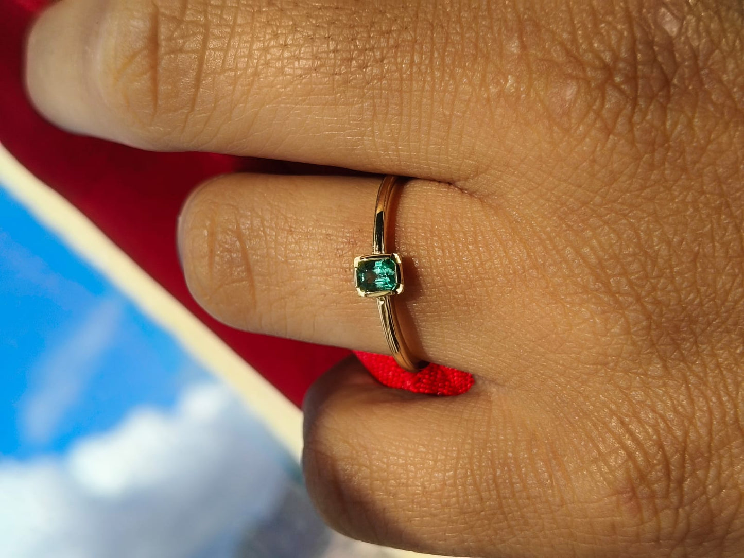 🌿Anillo Dama de Esmeralda – Esmeralda Colombiana Oro 18k
