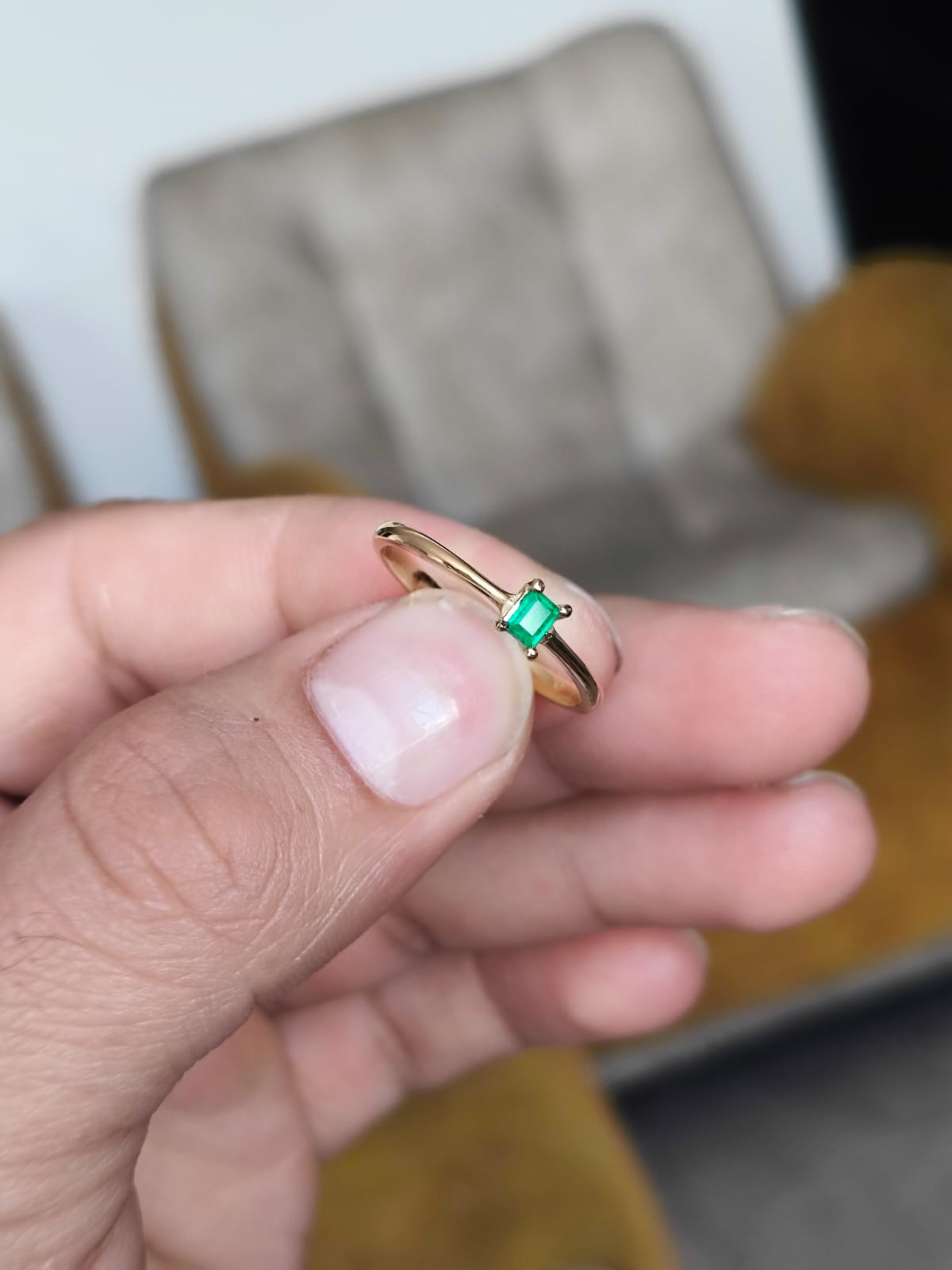 🌿Anillo Clásico Boyacá – Esmeralda Colombiana Oro 18k