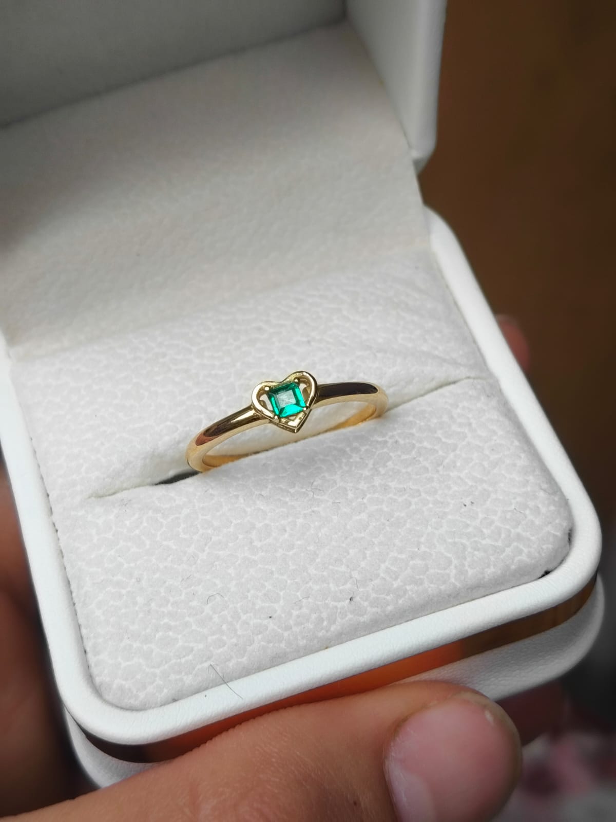 🌿Anillo de Esmeralda Colombiana Romántico en Oro 18k – Hecho a Mano en Colombia