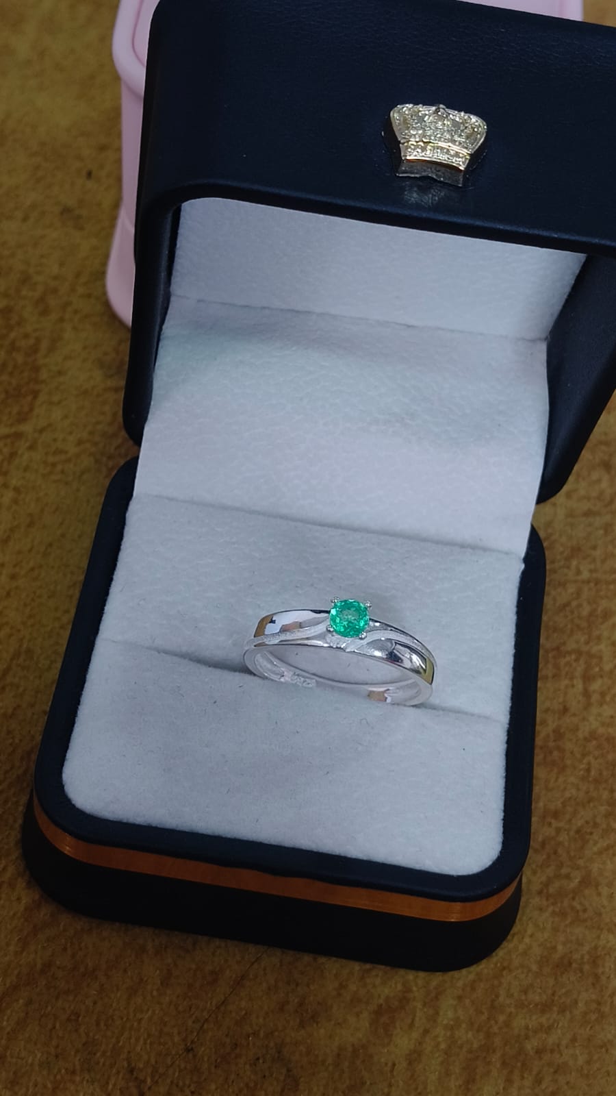 Anillo Aliento Verde en Plata 925 con Esmeralda Colombiana