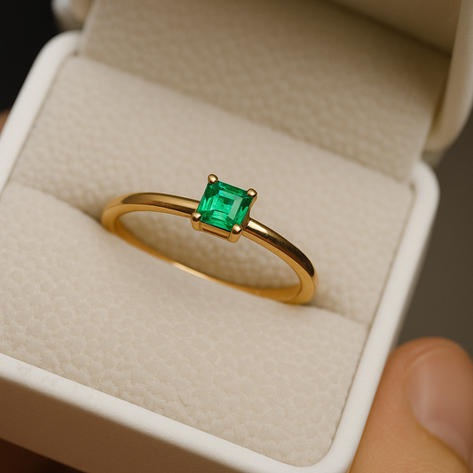 🌿Anillo Majestuosidad – Esmeralda Colombiana Oro 18k