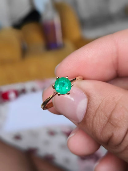 🌿Anillo Espíritu de Boyacá – Esmeralda Natural Colombiana en Oro 18k