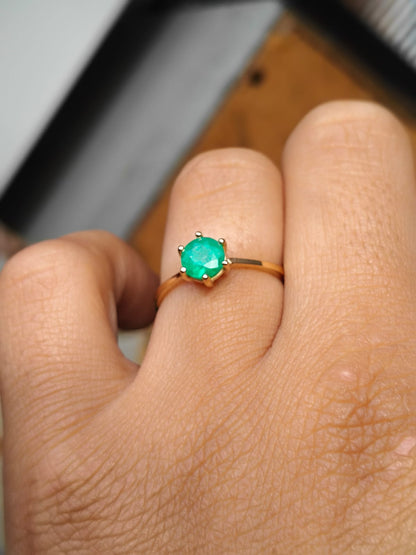 🌿Anillo Espíritu de Boyacá – Esmeralda Natural Colombiana en Oro 18k