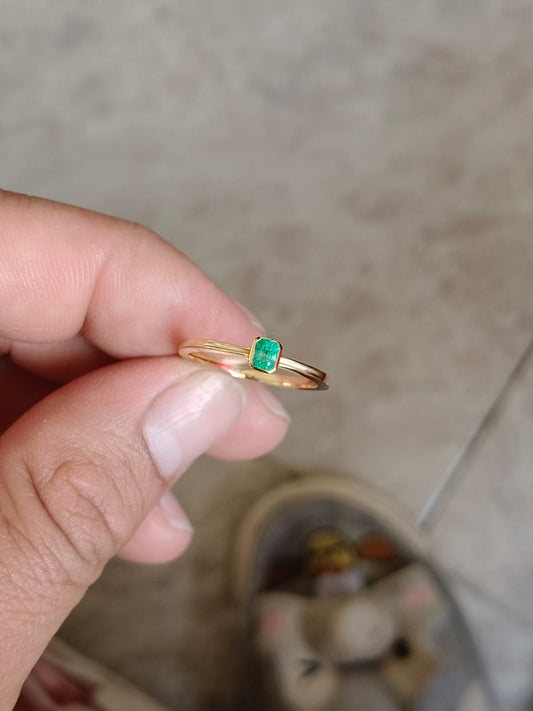 🌿Anillo Trigal Esmeralda – Esmeralda Colombiana Oro 18k