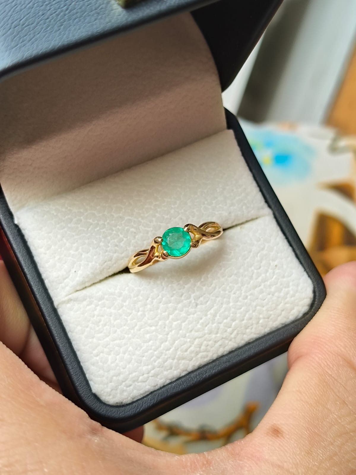 🌿Anillo Aurora Esmeralda – Esmeralda Colombiana Oro 18k