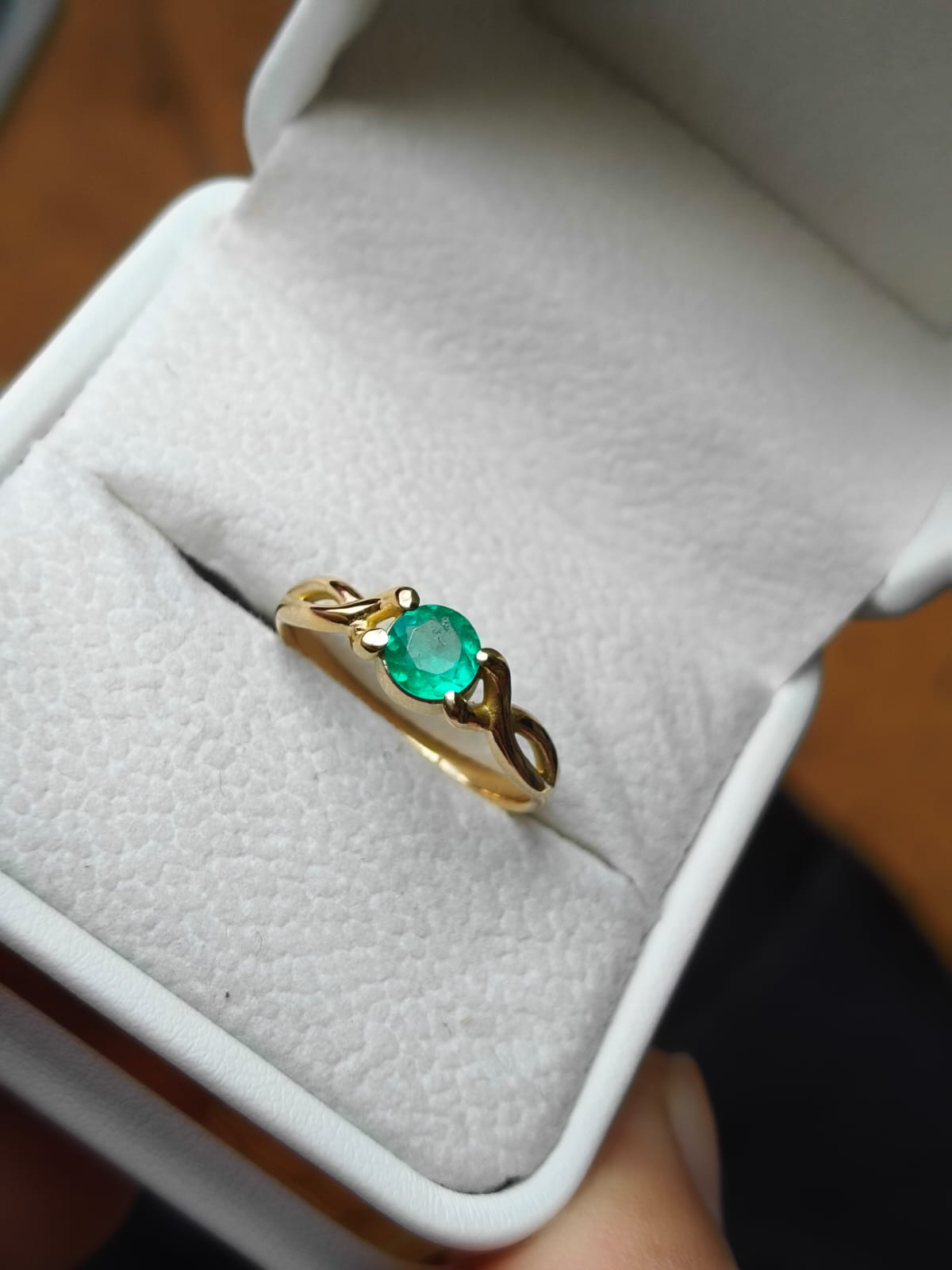🌿Anillo Aurora Esmeralda – Esmeralda Colombiana Oro 18k