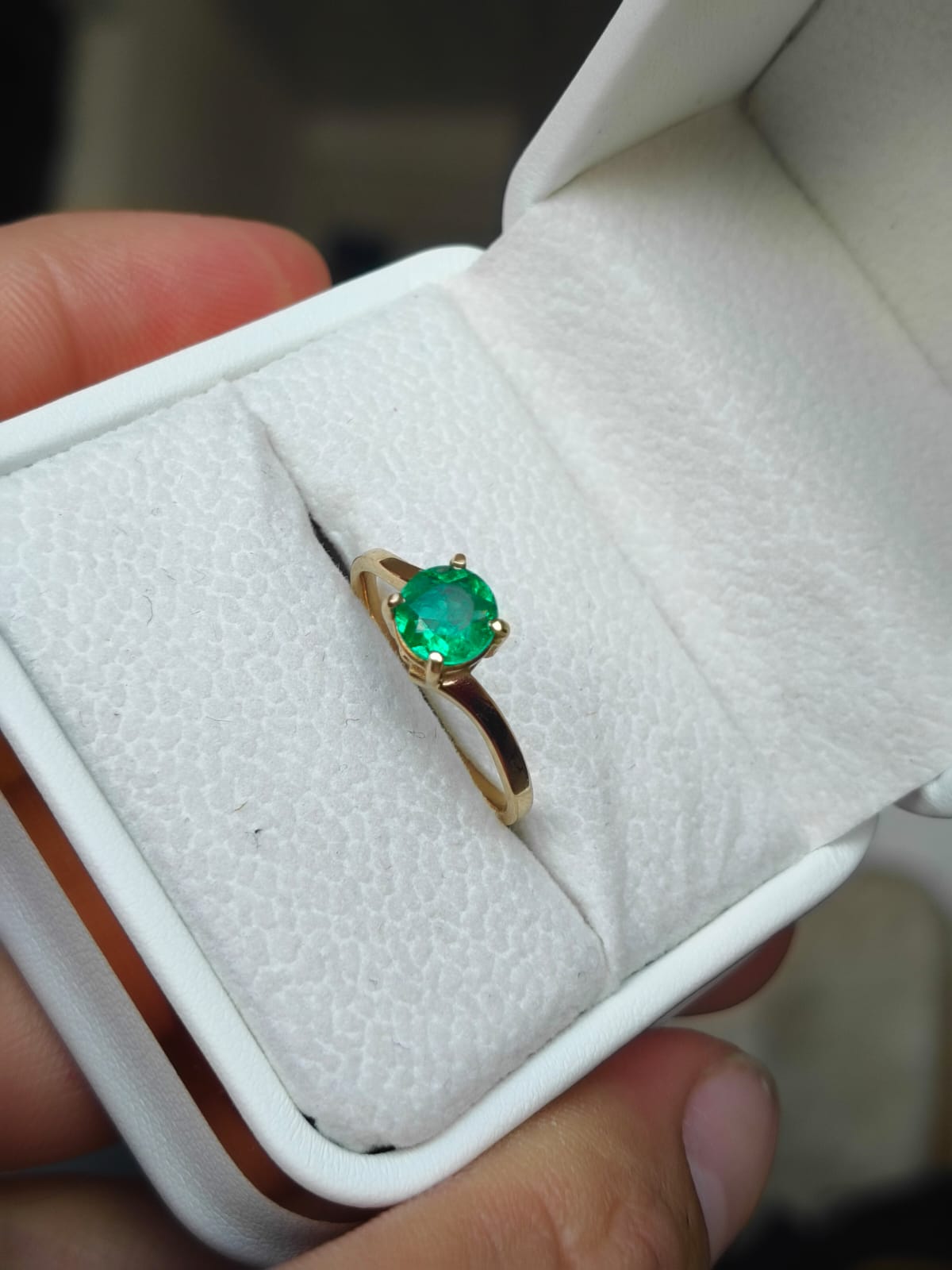 🌿Anillo Esmeralda Colombiana Oro 18k Delicado y Moderno