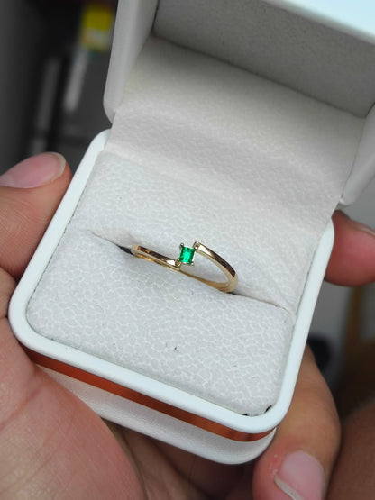 🌿Anillo Serenidad – Esmeralda Colombiana Oro 18k