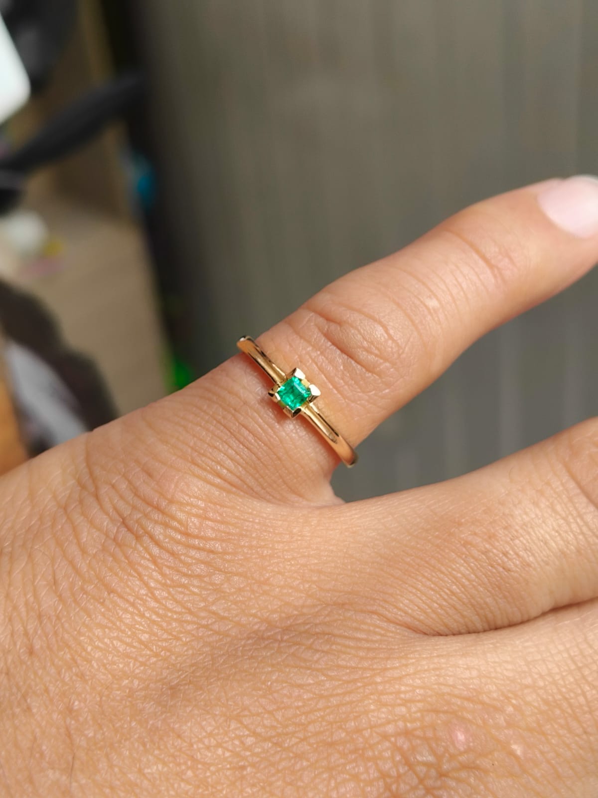 🌿Anillo Majestuosidad – Esmeralda Colombiana Oro 18k
