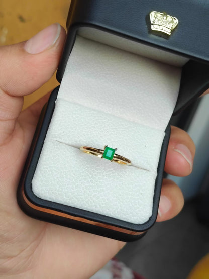 🌿Anillo Pureza Verde – Esmeralda Colombiana Oro 18k