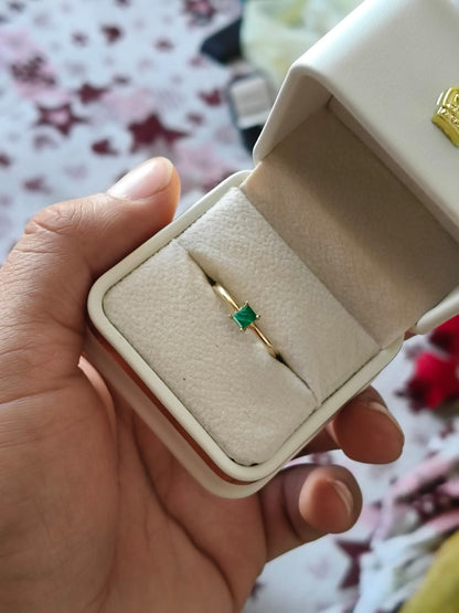 🌿Anillo Pureza Verde – Esmeralda Colombiana Oro 18k