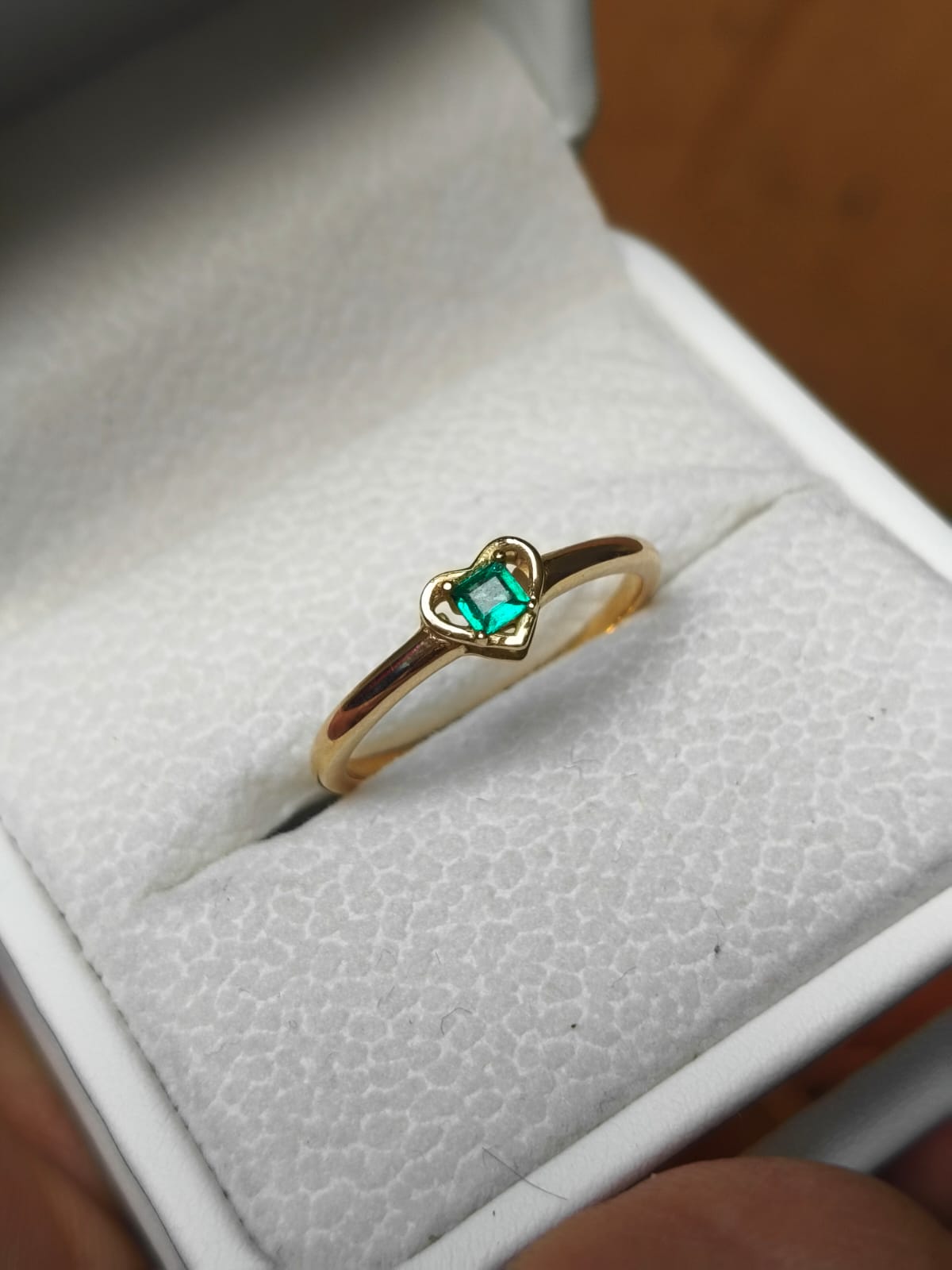 🌿Anillo de Esmeralda Colombiana Romántico en Oro 18k – Hecho a Mano en Colombia