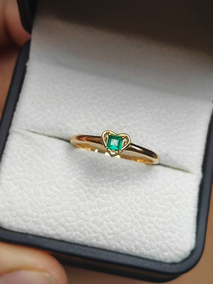 🌿Anillo de Esmeralda Colombiana Romántico en Oro 18k – Hecho a Mano en Colombia