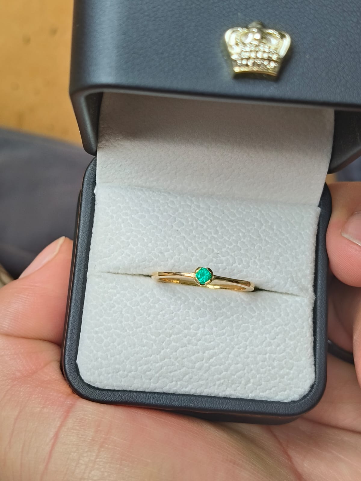 🌿 Anillo de Esmeralda Colombiana en Oro de 18k