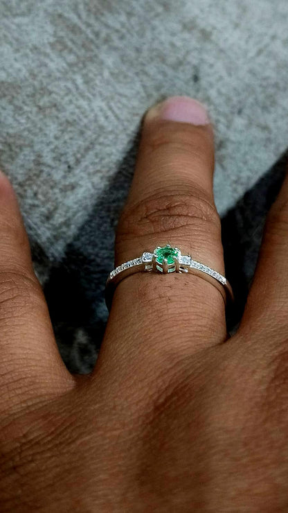 Anillo Rayo Esmeralda en Plata 925 con Esmeralda Colombiana