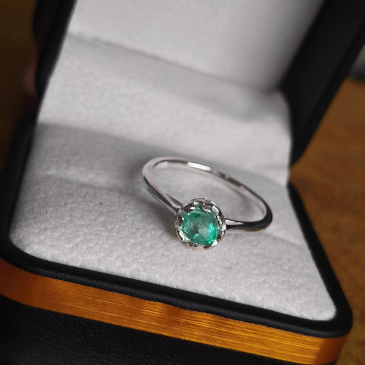 Anillo Latido Esmeralda en Plata 925 con Esmeralda Colombiana